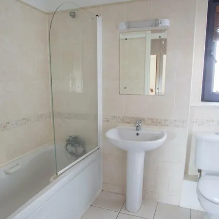 Aikens Hill 4dt * Sandyford